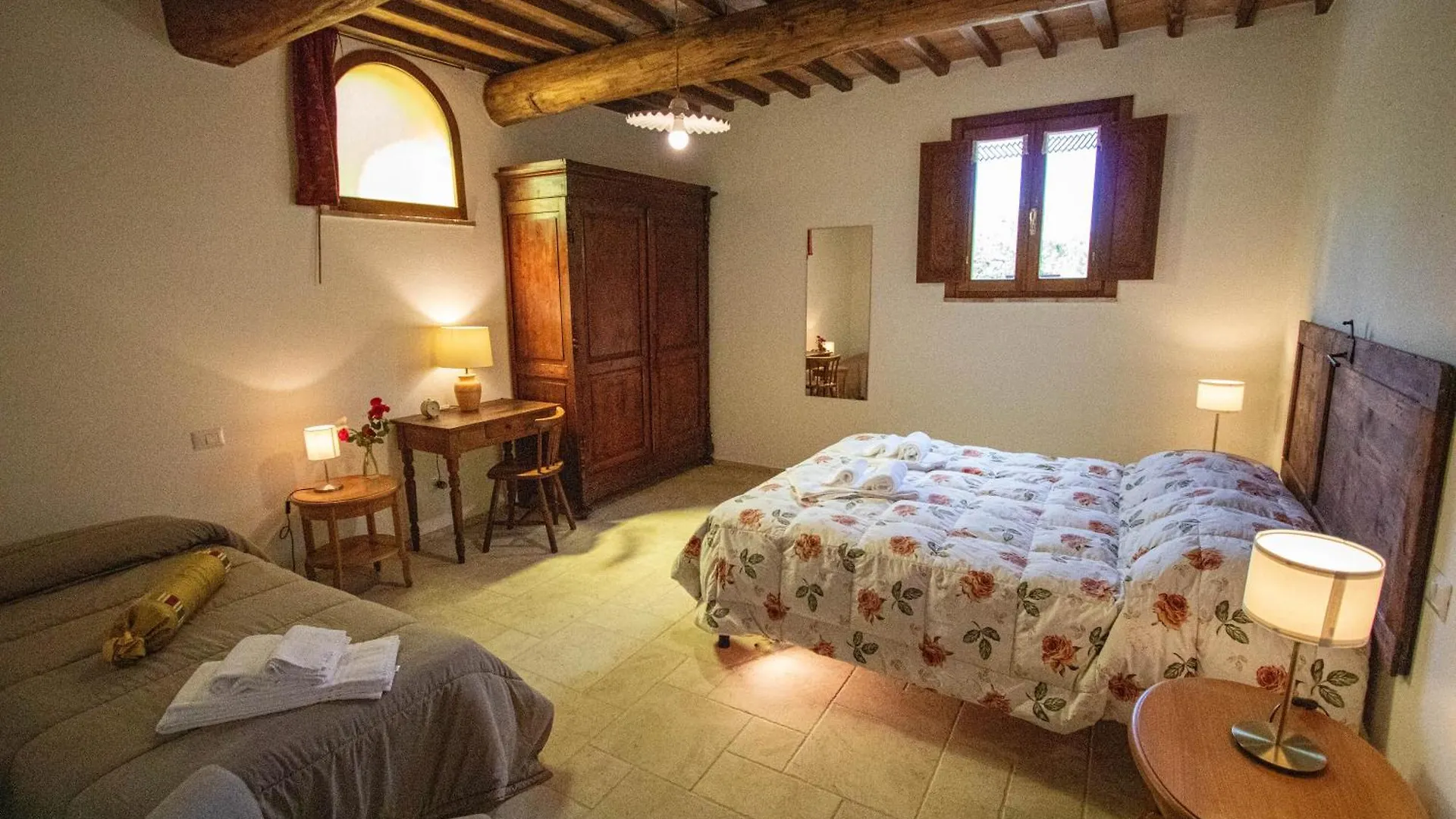 Agriturismo Biofattoria L'Upupa Montalcino 0*,