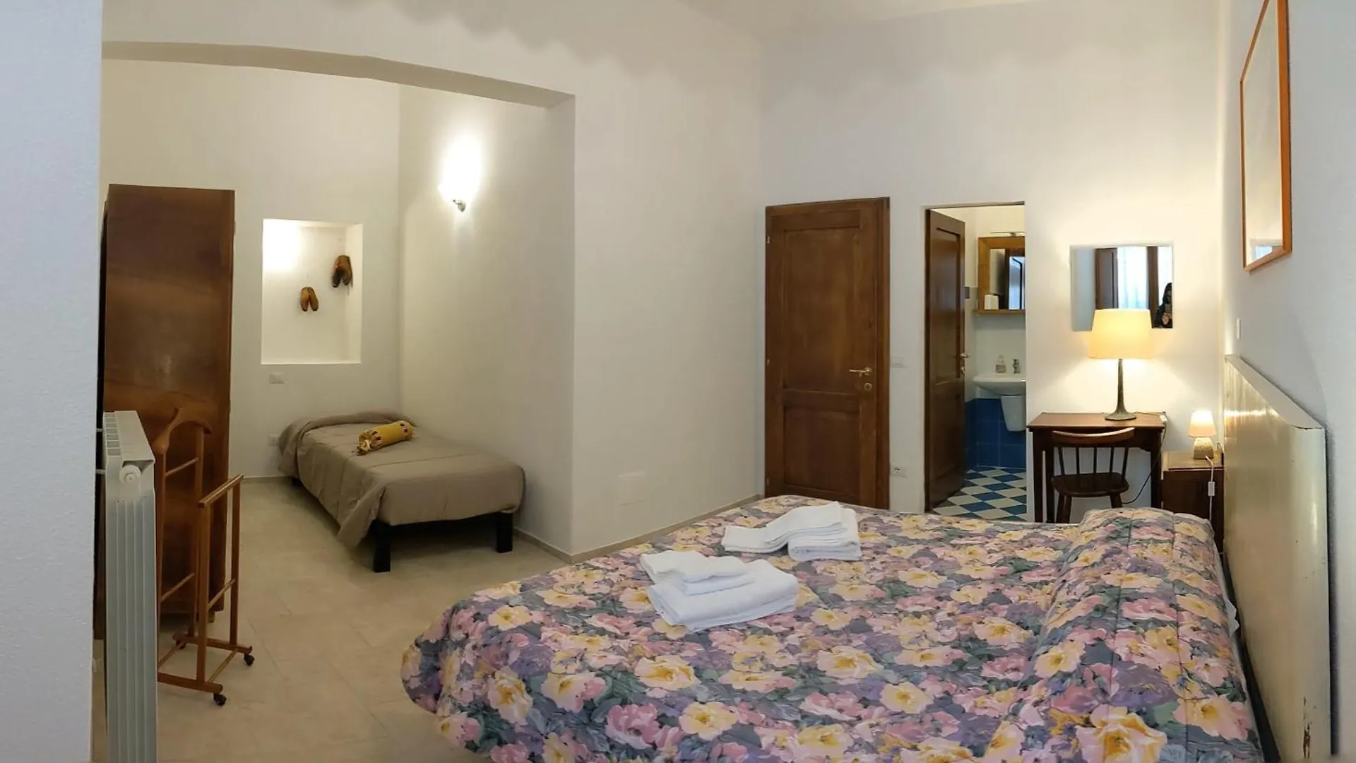 Agriturismo Biofattoria L'Upupa مونتالشينو شقة